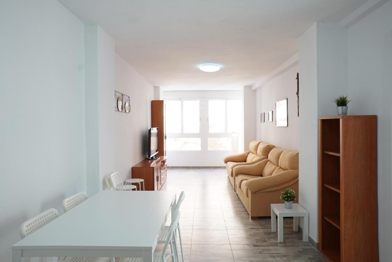Centrico Y Amplio En Malaga Apartment Exterior foto